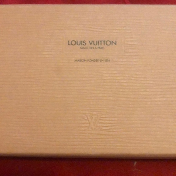 Authentic Louis Vuitton Box - Picture 3 of 7